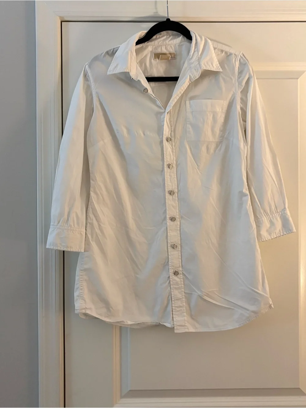 Michael Michael Kors Women’s Classic White Cotton Button-Down Shirt